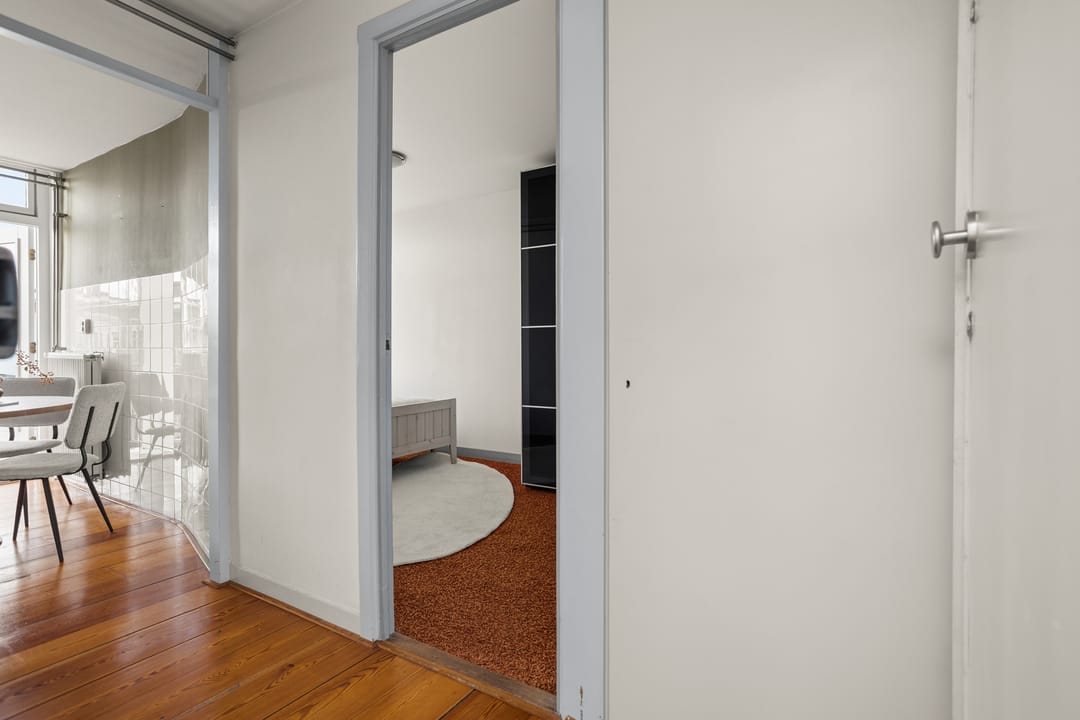 Photo 26 of Esmoreitstraat 11-3