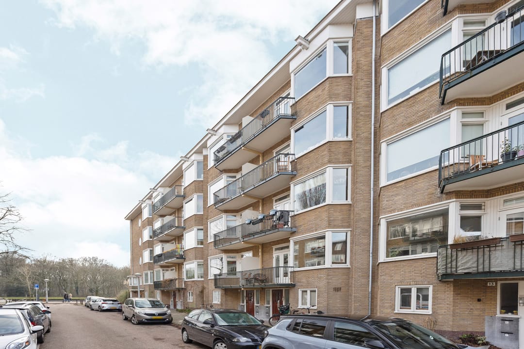 Photo 43 of Esmoreitstraat 11-3
