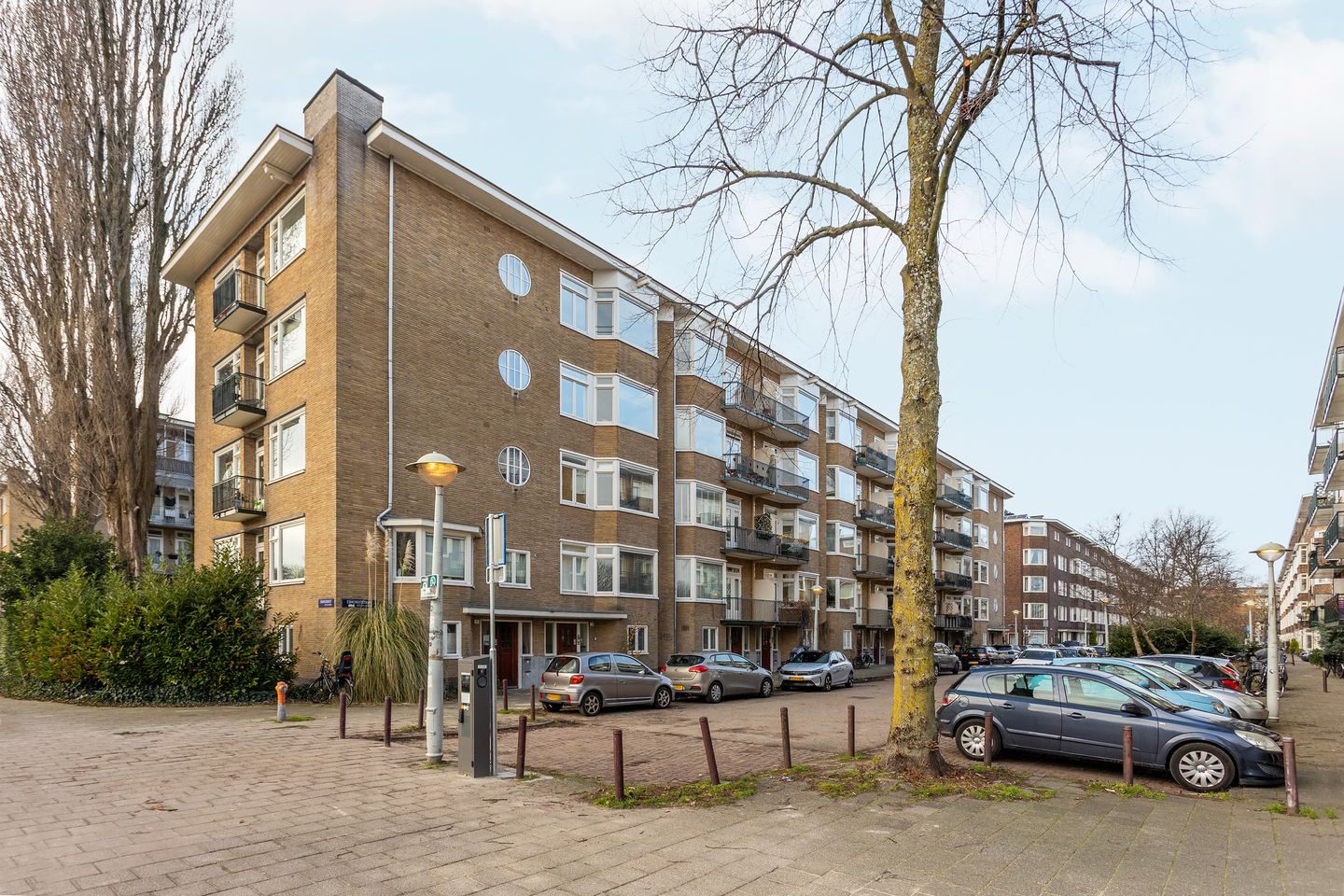 Photo 44 of Esmoreitstraat 11-3