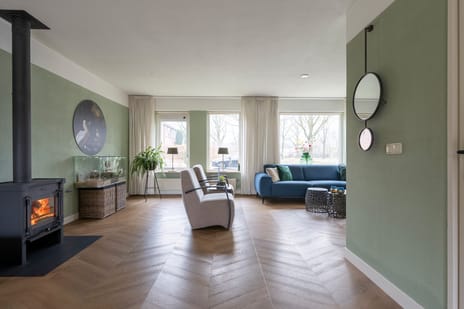 Staartmees 26 secondary image