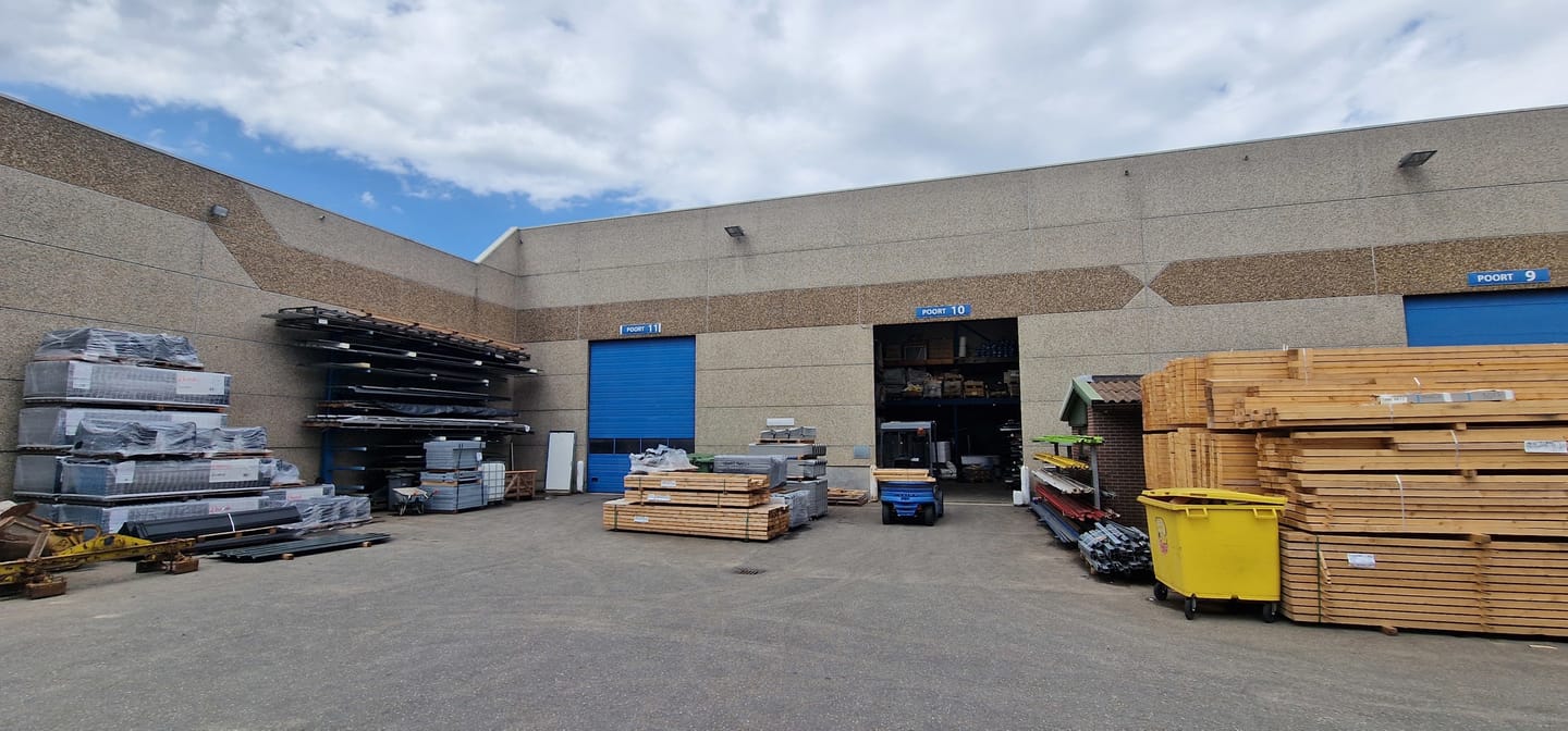 View photo 4 of Industrieweg