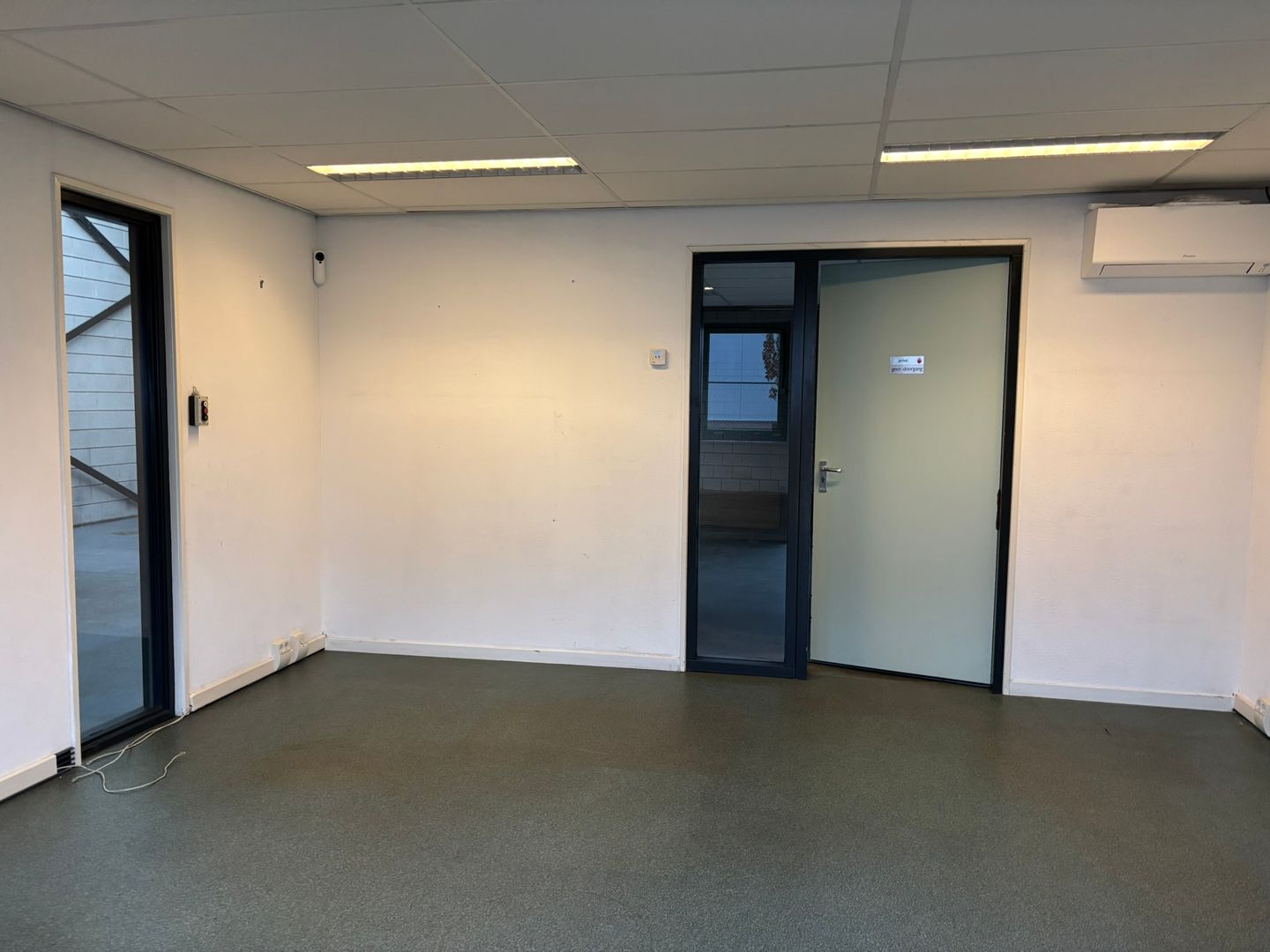 Bekijk foto 5 van De Corantijn 37