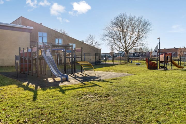 Foto 35 van Mees Toxopeusrede 19