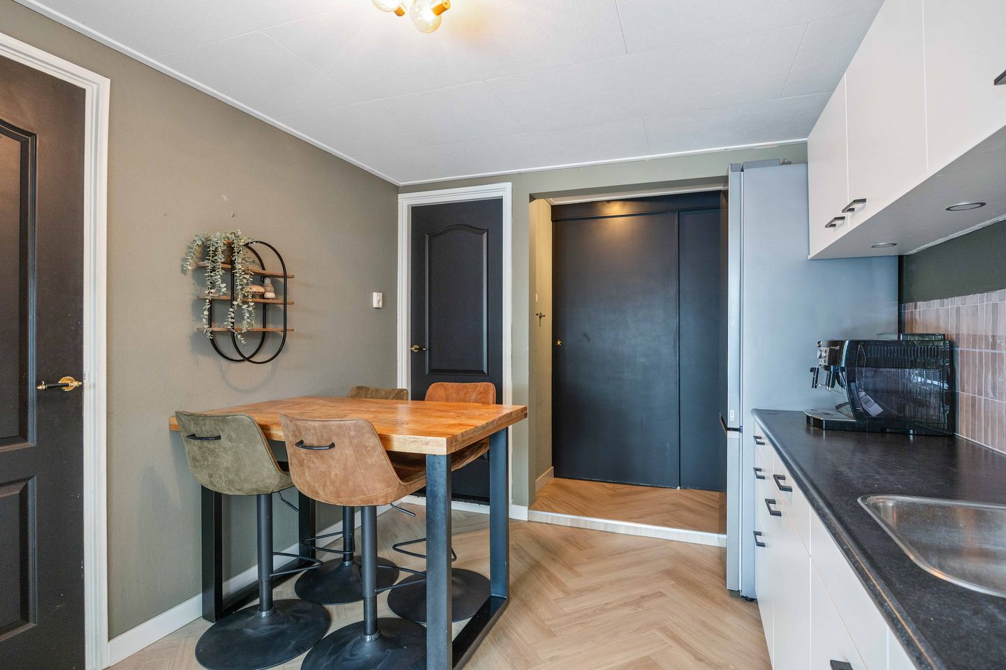 Photo 19 of Kleinemeersterstraat 42