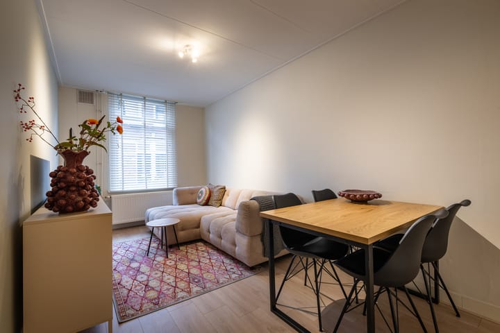 Photo 2 of Singelstraat 4