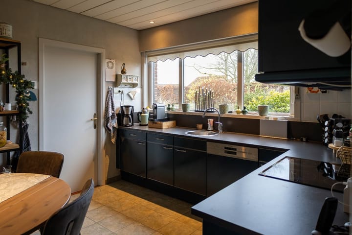 Foto 13 van Binnenweg 1