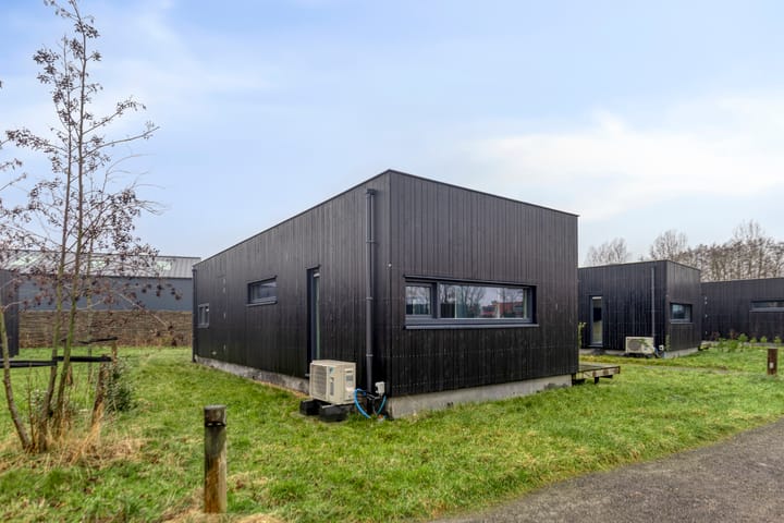 Photo 2 of Golfbreker 1-13