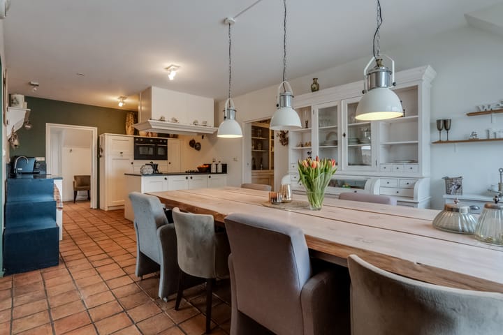 Photo 2 of Oostindie 19