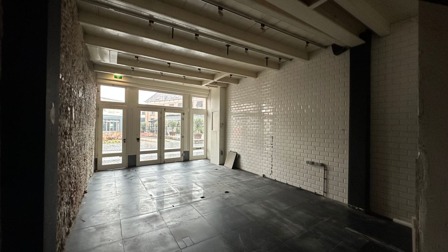 View photo 5 of Wouwsestraat 10