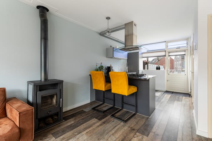 Photo 3 of Oosterstraat 13-A