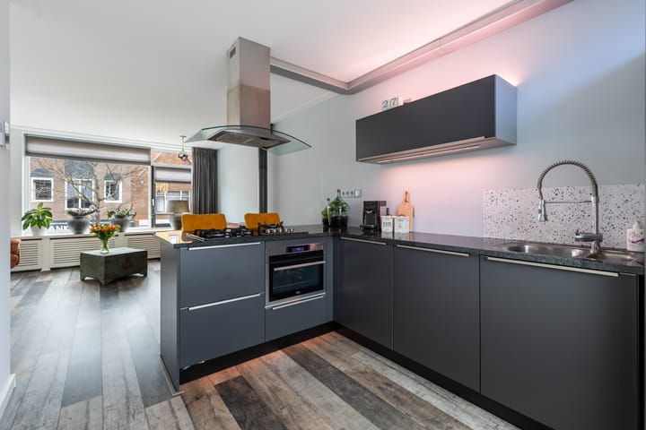 Photo 11 of Oosterstraat 13-A