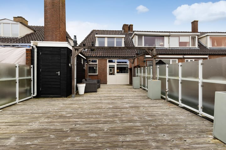 Photo 15 of Oosterstraat 13-A