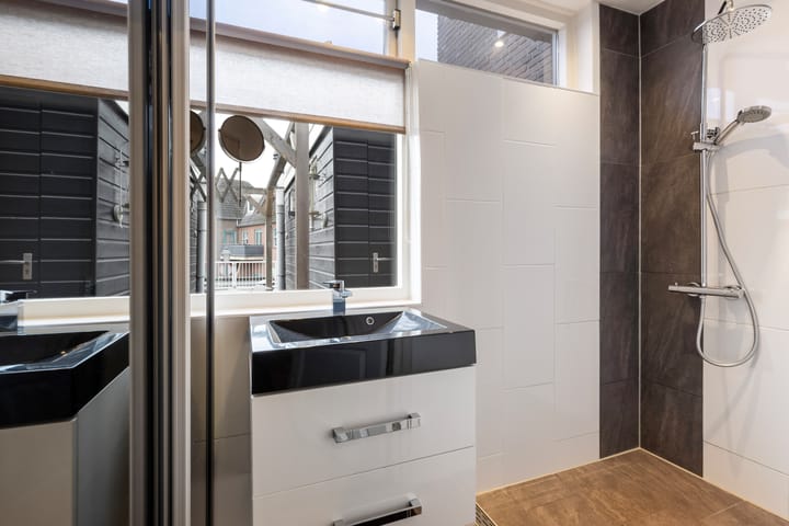 Photo 18 of Oosterstraat 13-A