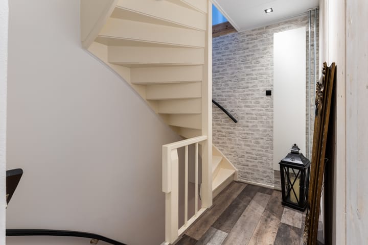 Photo 19 of Oosterstraat 13-A