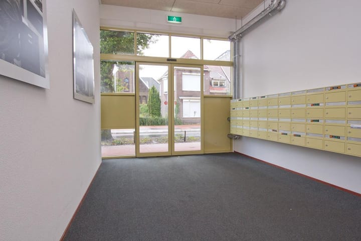 Photo 5 of Wilhelminastraat 94-P