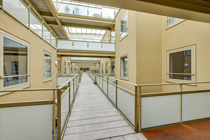 Photo 8 of Wilhelminastraat 94-P