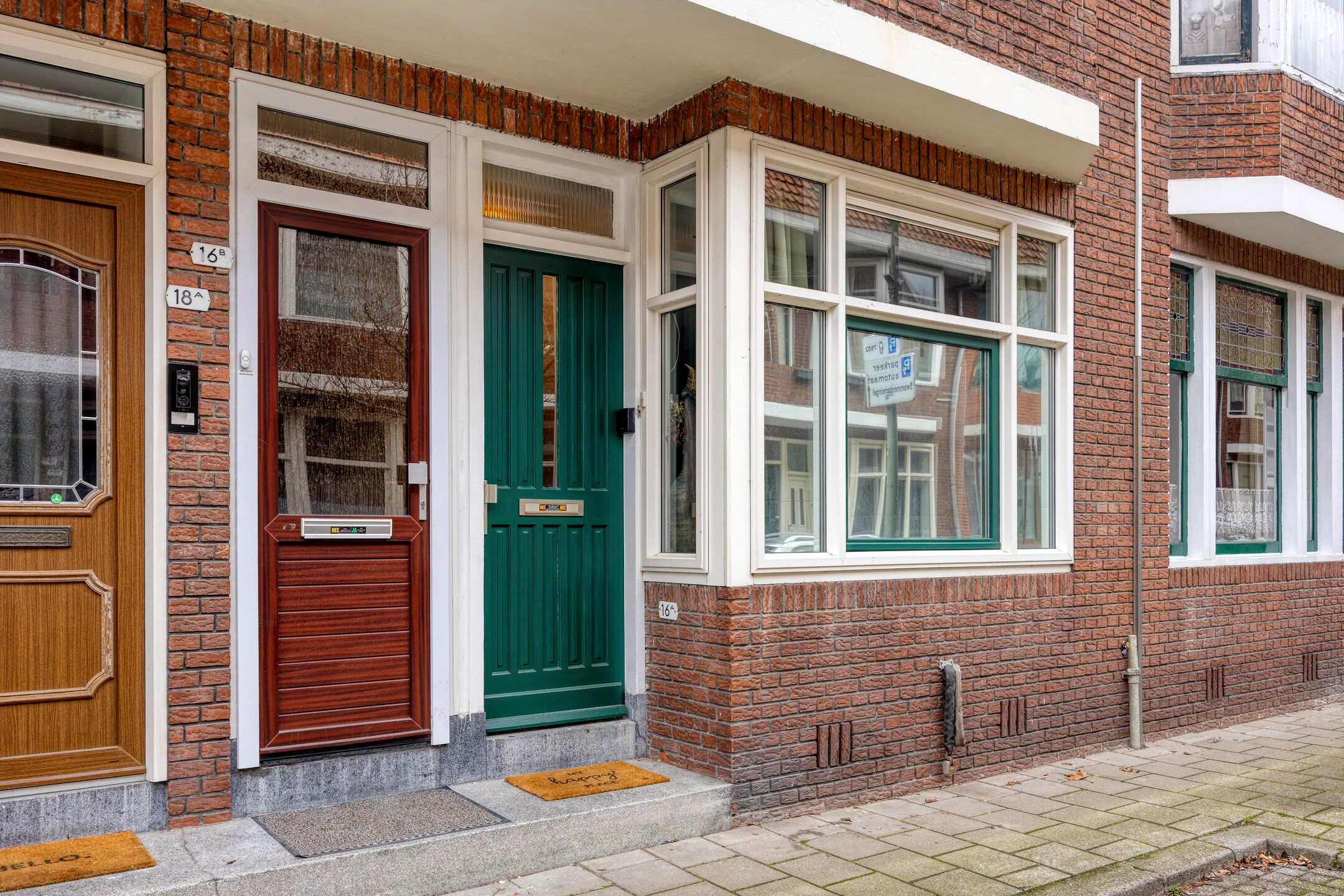 Foto 18 van Van Musschenbroekstraat 16-A