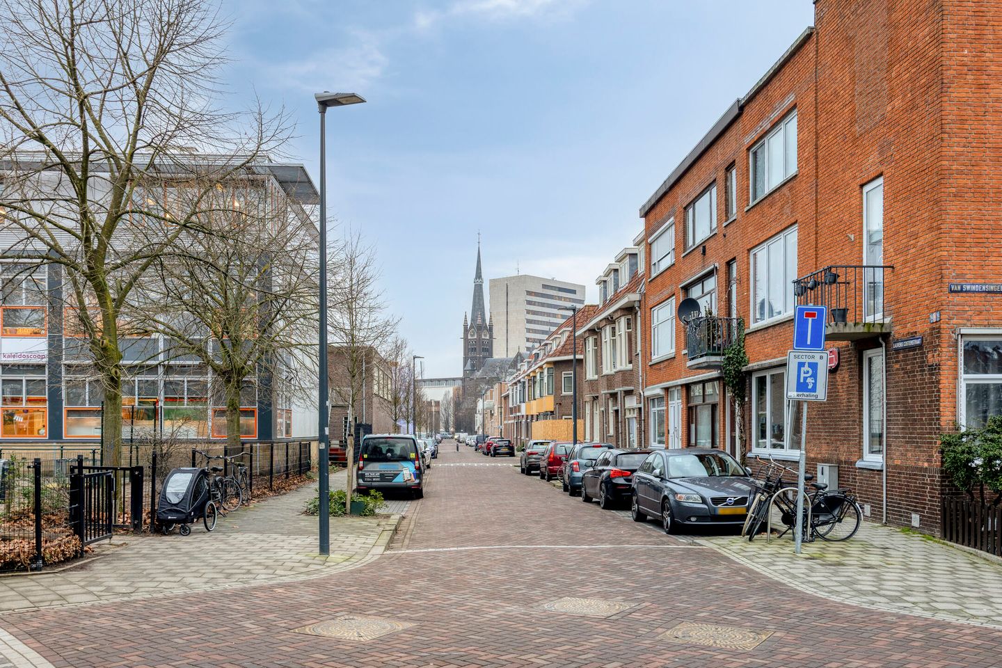 Foto 29 van Van Musschenbroekstraat 16-A