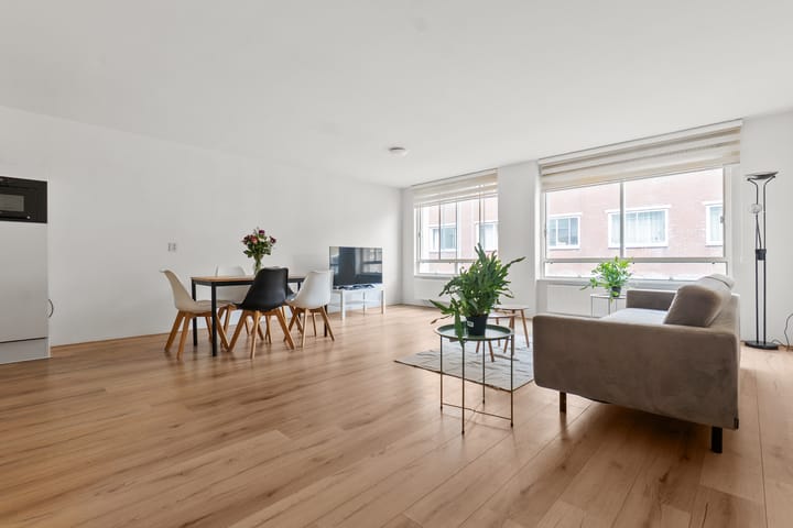 Photo 2 of Breedstraat 142