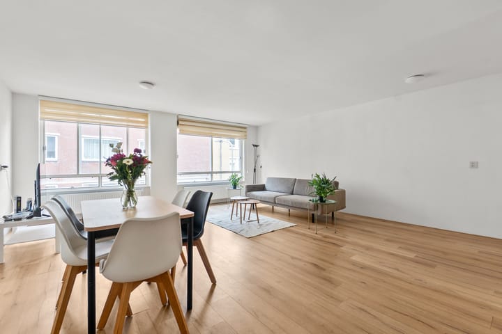 Photo 7 of Breedstraat 142