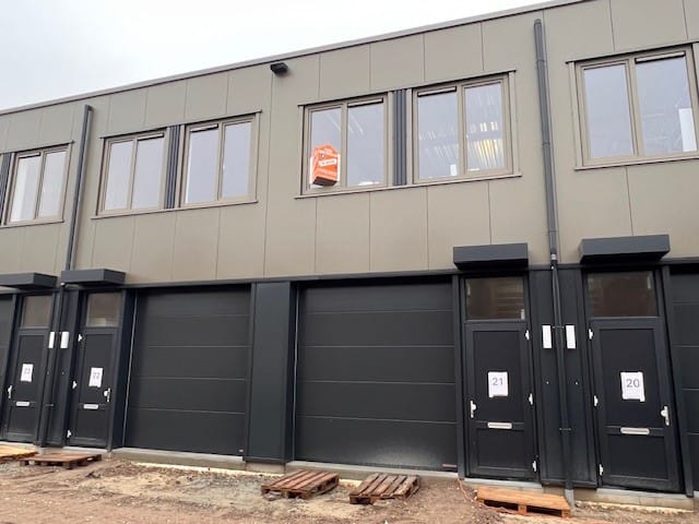 Bekijk foto 2 van Nijverheidsplein 21