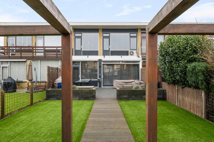 Foto 16 van Jacoba van Beierenstraat 3