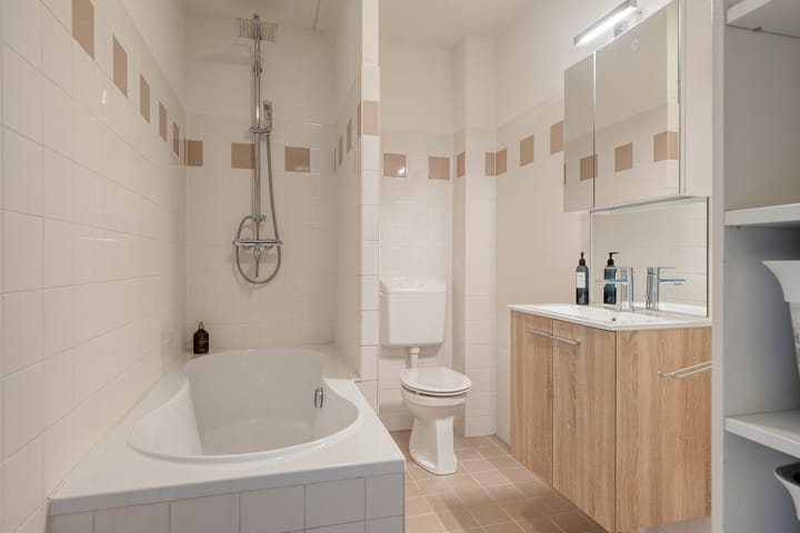 Photo 17 of Hortensiastraat 78