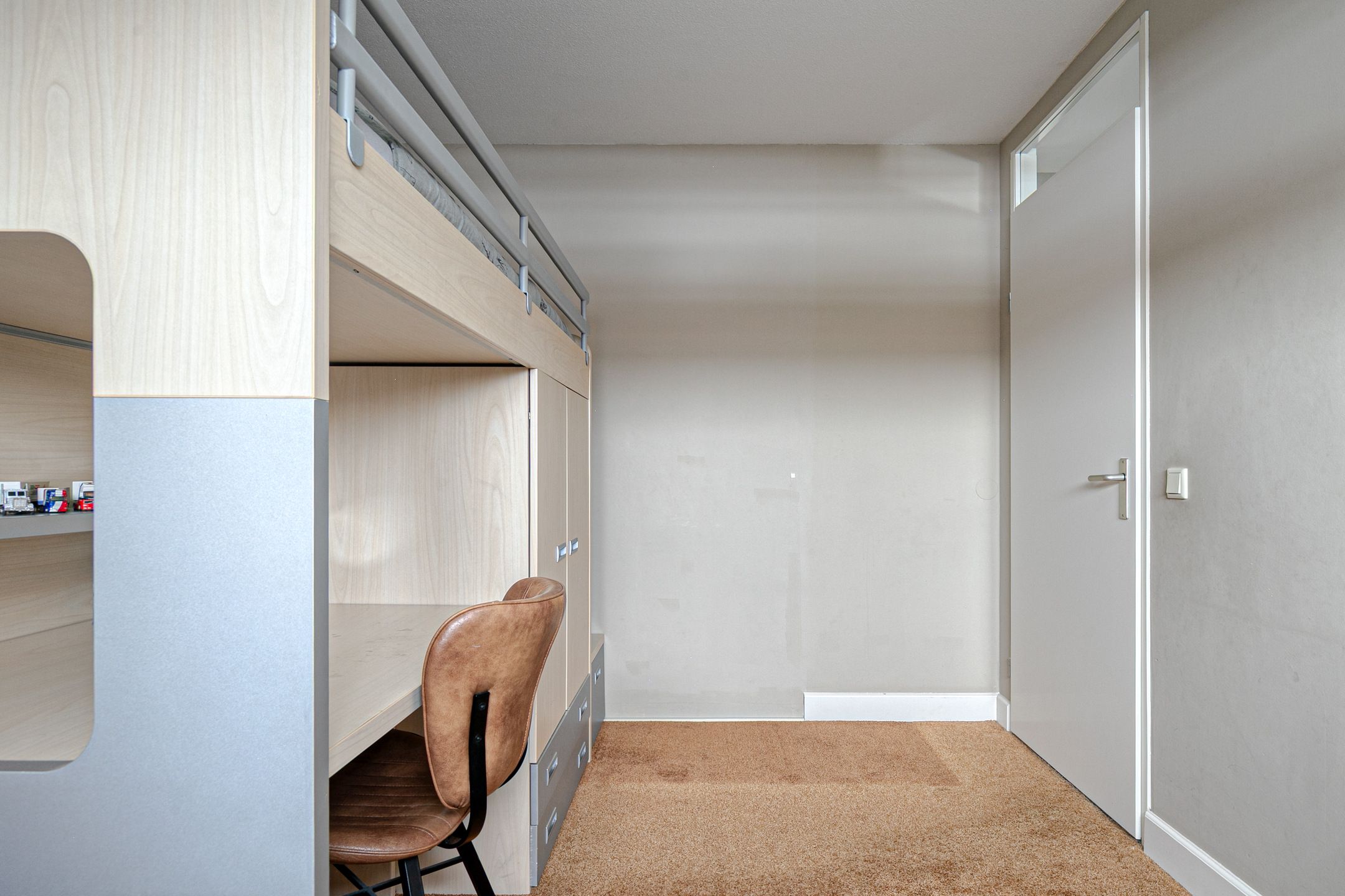 Photo 24 of Hortensiastraat 78