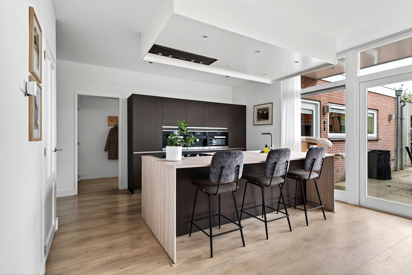 Foto 14 van Mr. P.J. Troelstraweg 167