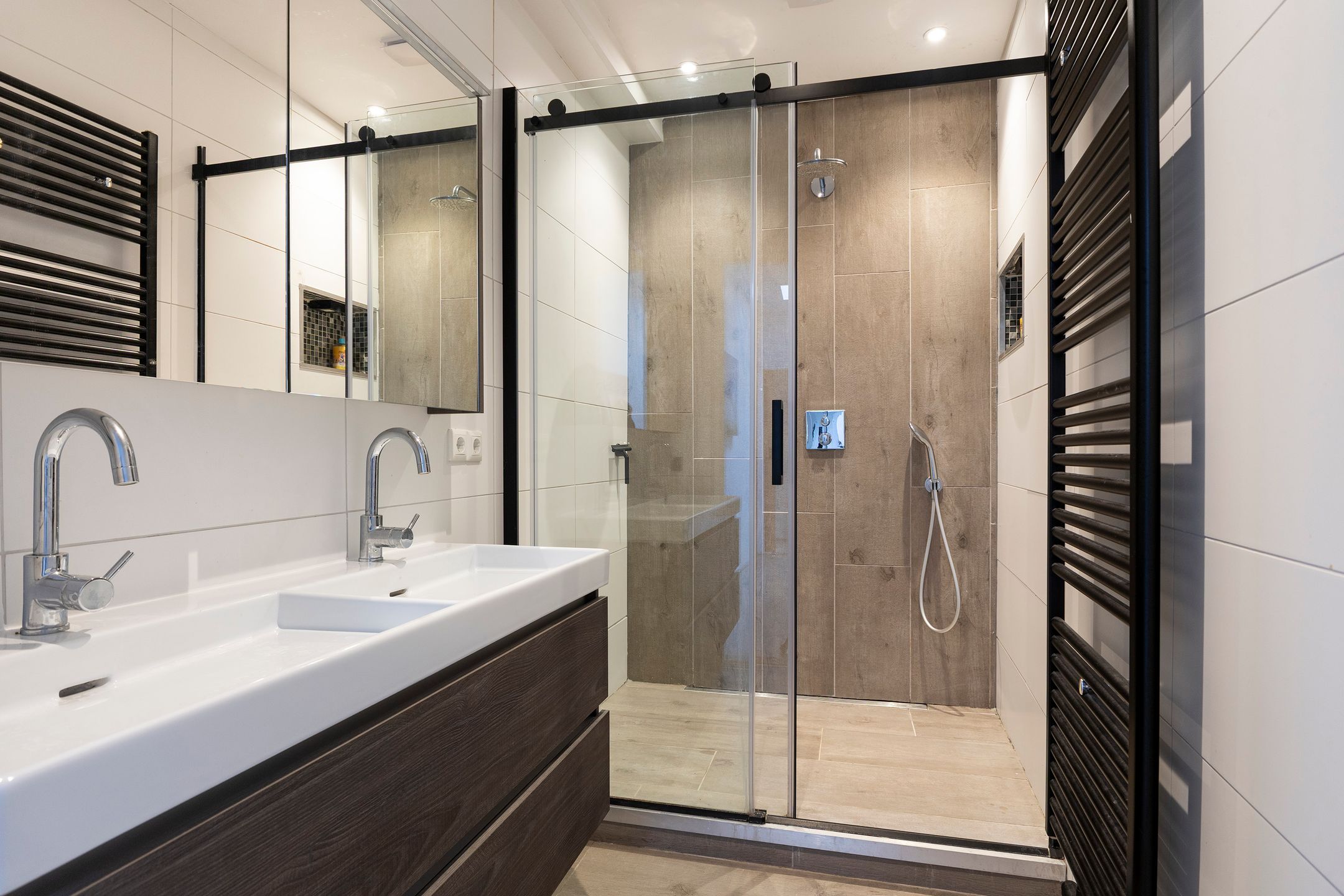 Foto 18 van Mr. P.J. Troelstraweg 167