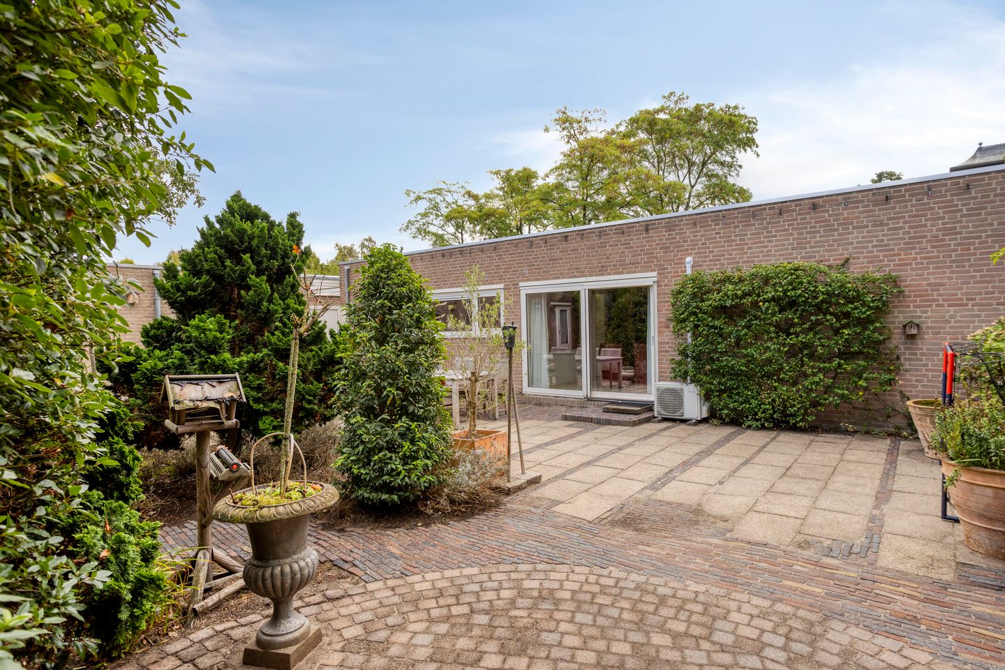 Foto 35 van Frederik Hendriklaan 7