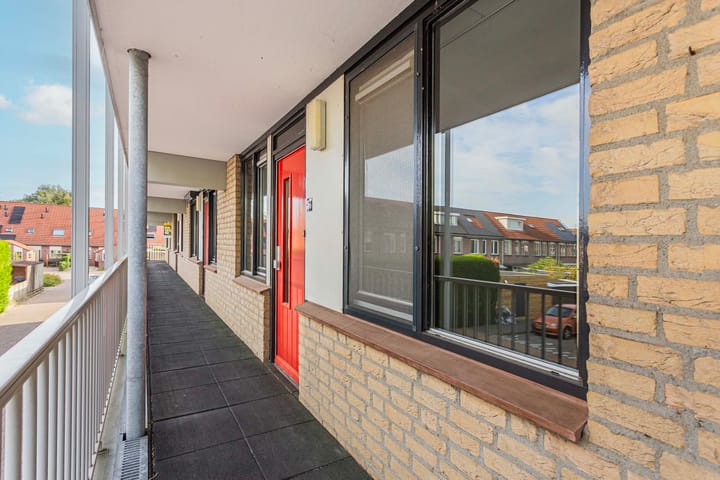 Foto 2 van Suze Groenewegstraat 56