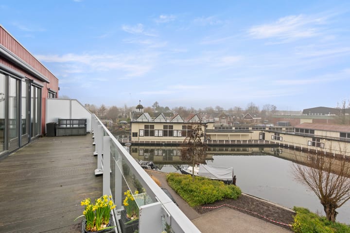 Photo 10 of Dorpsstraat 101-D