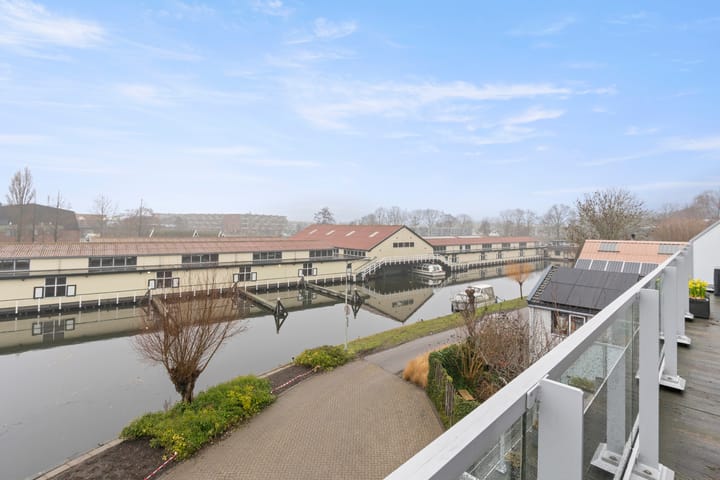 Photo 11 of Dorpsstraat 101-D