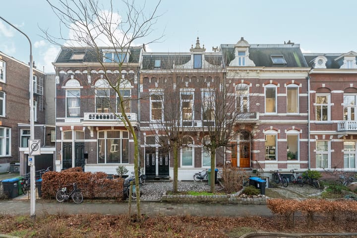 van Oldenbarneveltstraat 15