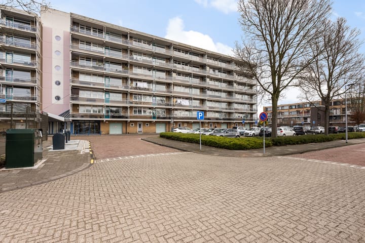 Photo 4 of Zwaluwstraat 212