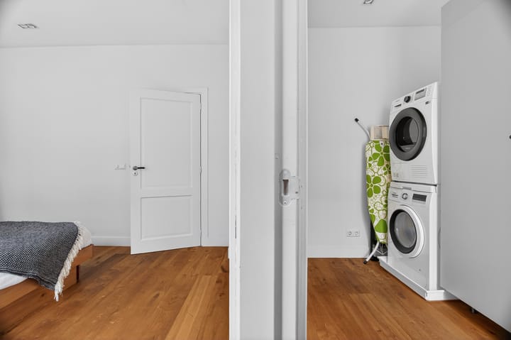 Foto 33 van Van Spilbergenstraat 40-H