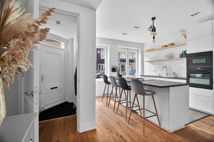 Foto 28 van Van Spilbergenstraat 40-H