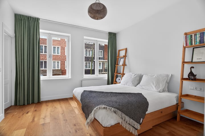 Foto 31 van Van Spilbergenstraat 40-H