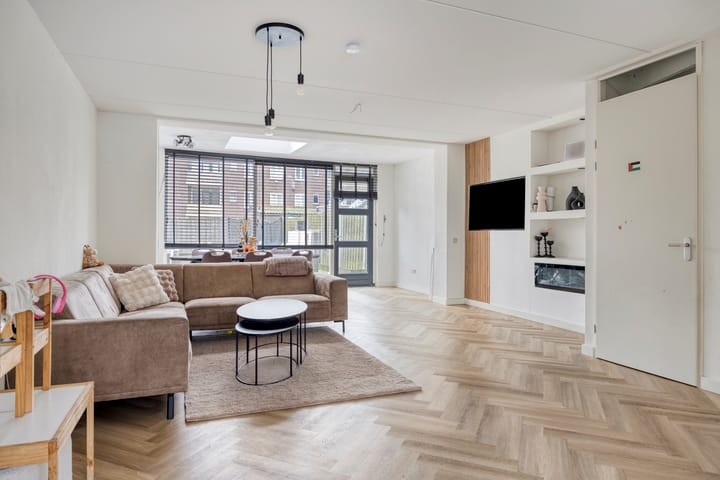 Foto 2 van Televisiestraat 28