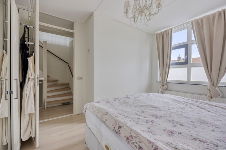 Foto 11 van Televisiestraat 28