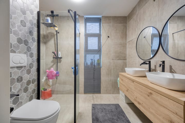 Foto 15 van Televisiestraat 28