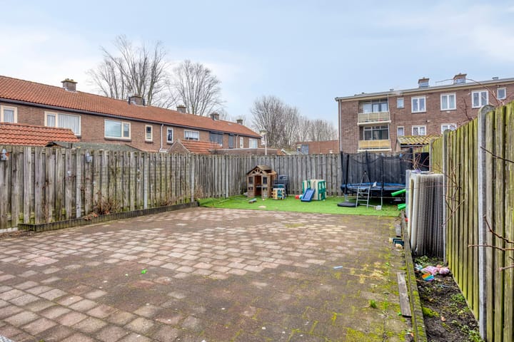 Foto 23 van Televisiestraat 28