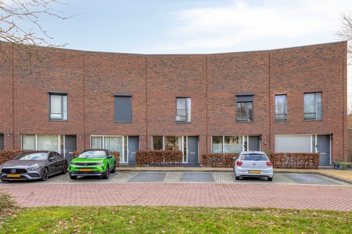 Berghallee 42 main image