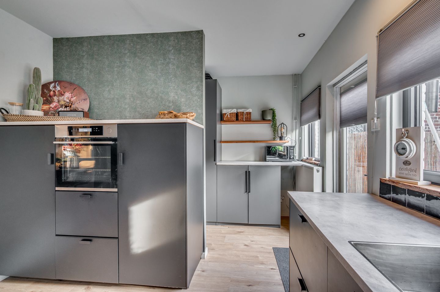 Photo 14 of Baarlosestraat 107