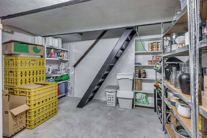 Photo 30 of Baarlosestraat 107