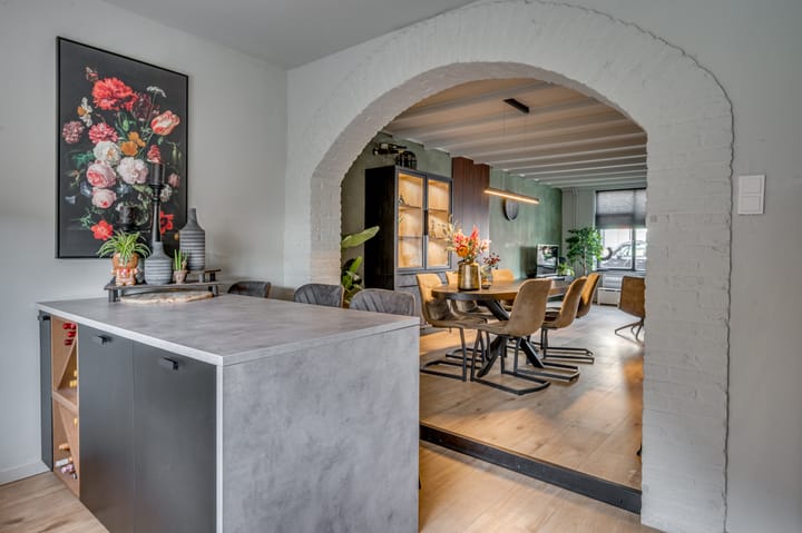 Photo 15 of Baarlosestraat 107