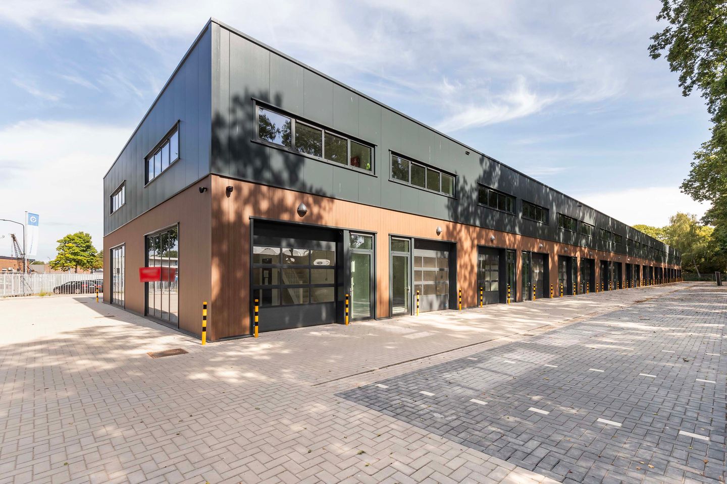 View photo 1 of Zwaansprengweg 21-99