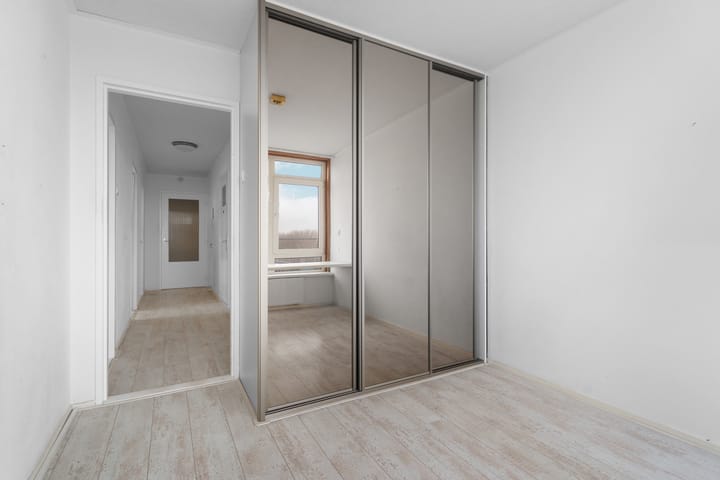 Photo 19 of Maassluisstraat 58