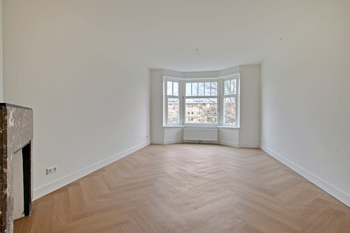 Foto 4 van Van Tuyll van Serooskerkenweg 111-3